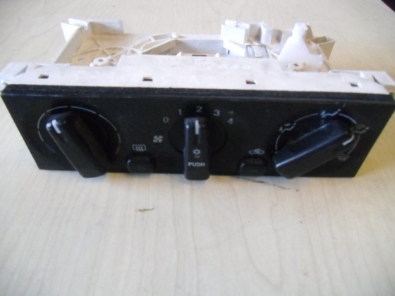 Mitsubishi Space Star 2000 csof230 
